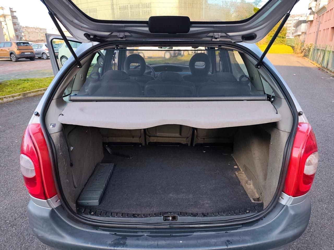 Citroen Xsara Picasso benzina neopatentati