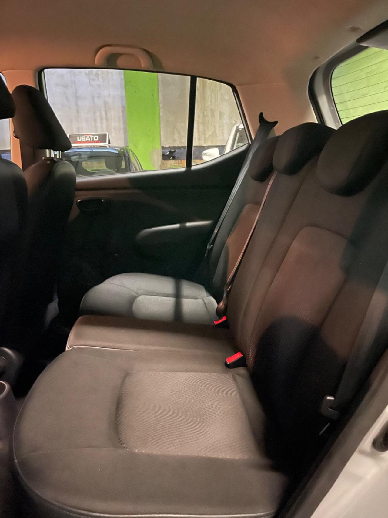 Hyundai i10 1.1 Neopatentati Euro 5 *135.000km*