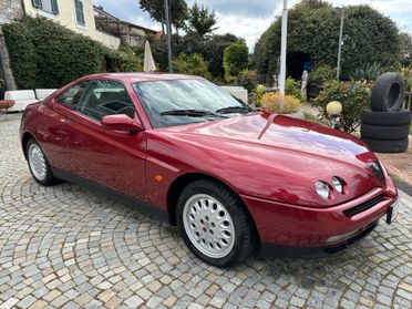 Alfa Romeo GTV 2.0i 16V Twin Spark cat L