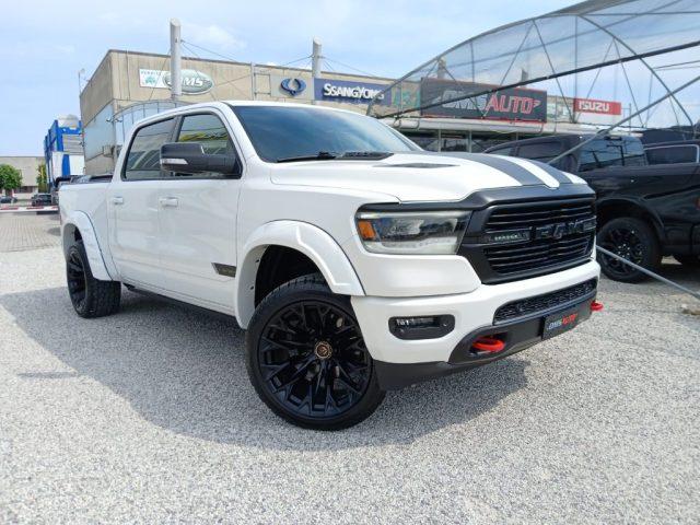 DODGE RAM 1500 5.7 GPL V8 Laramie Night N1 - SER