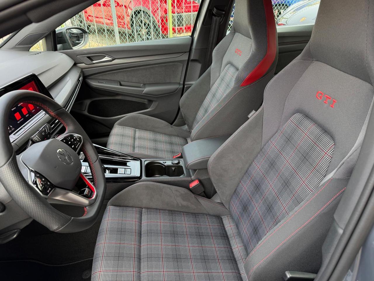 Volkswagen Golf 2.0 tsi GTI 245cv dsg