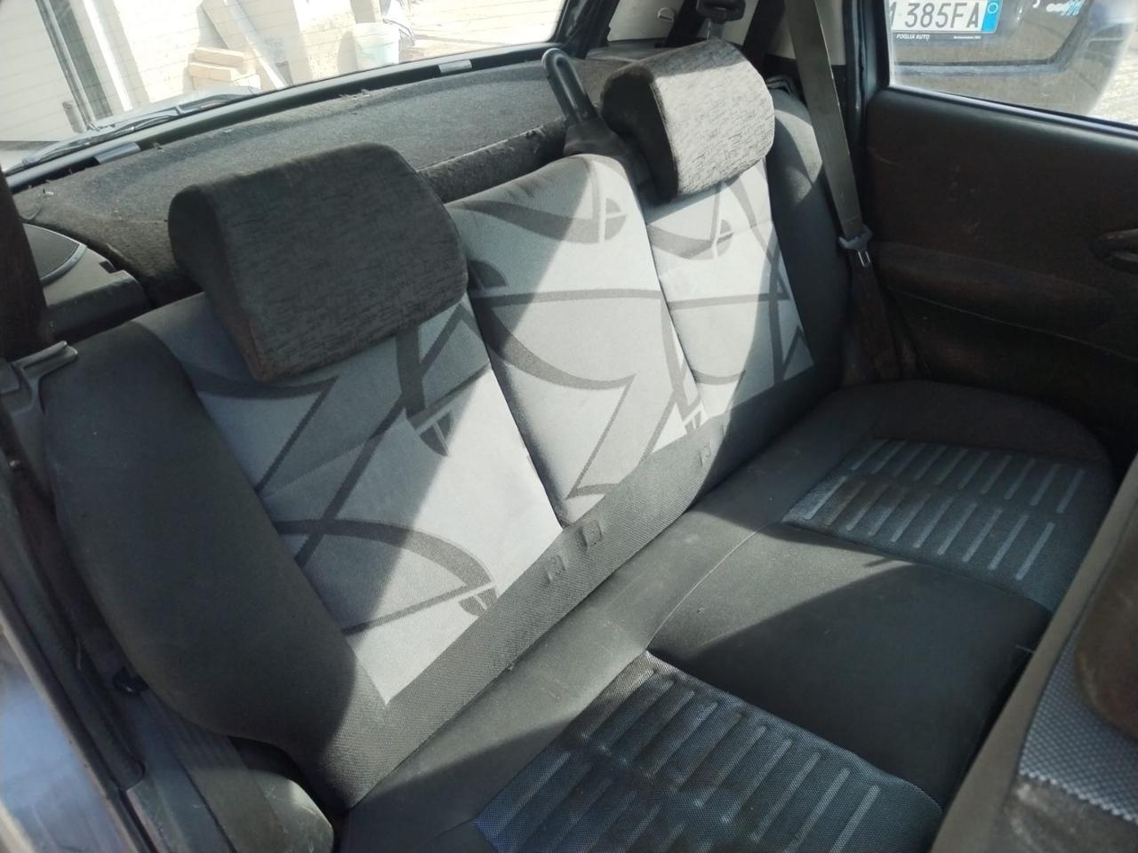 Fiat Punto 1.2 5 porte Active Natural Power