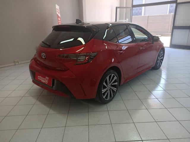 Toyota Corolla 1.8h Business cvt