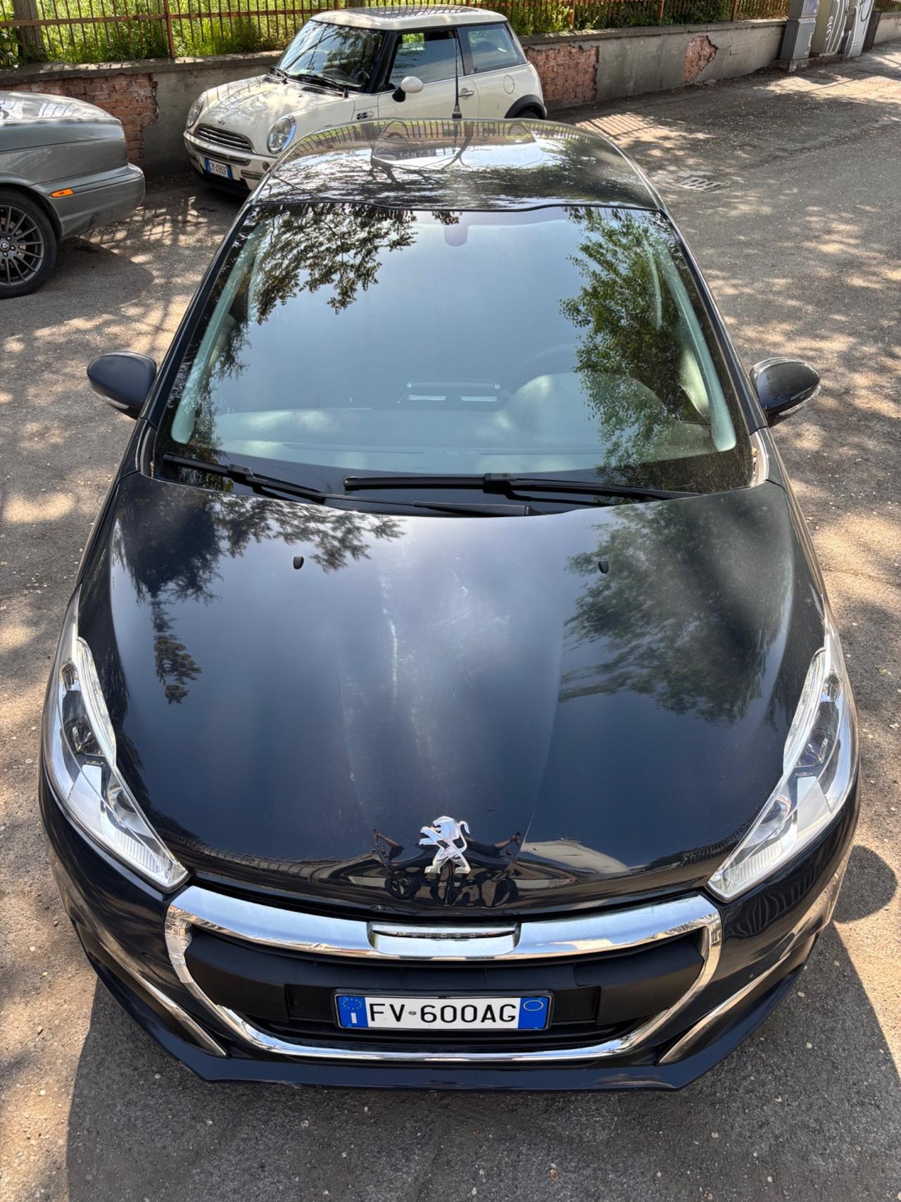 Peugeot 208 PureTech 82 5 porte Allure