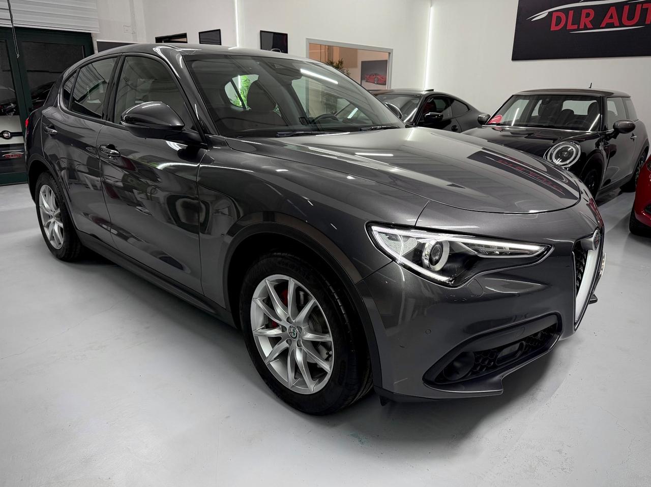 Alfa Romeo Stelvio 2.2 Turbodiesel 190 CV AT8 RWD Executive