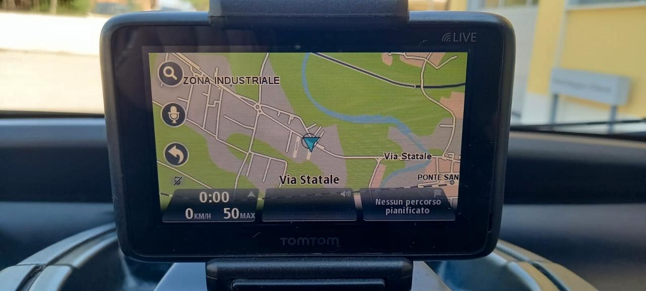 FIAT QUBO Benzina e Metano CC. 1.368 - 5 Porte 5 Posti Utilizzabile anche per i Neopatentati.