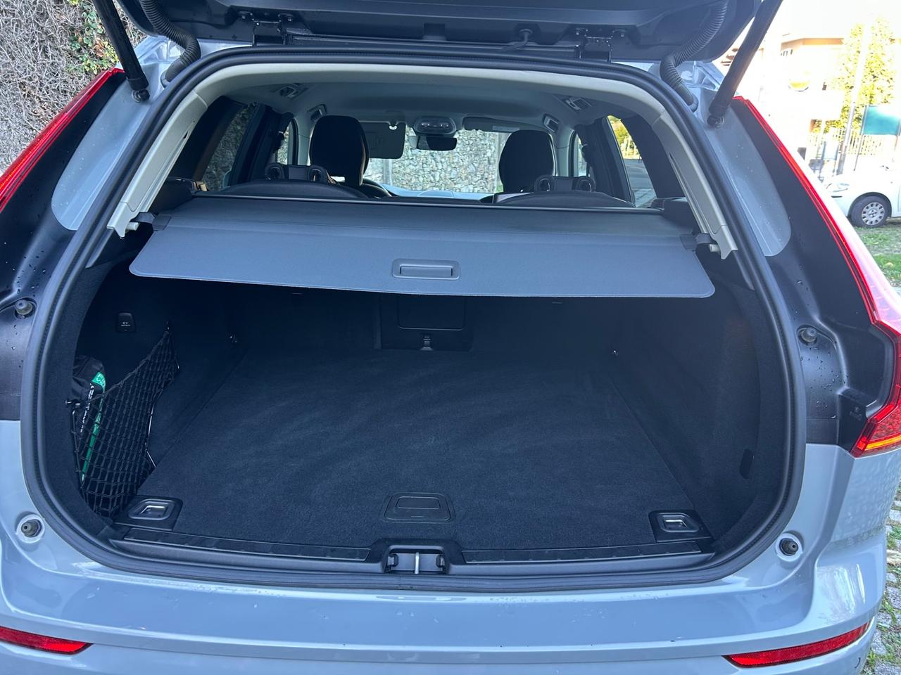 Volvo XC60 B5 AWD Hibrid automatico Core
