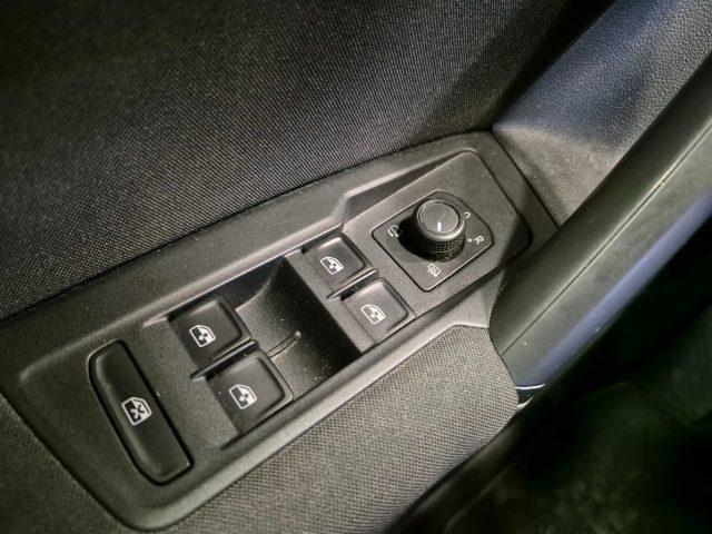 VOLKSWAGEN Tiguan 1.6 TDI Business - UNIPROP. - Carplay - Cruise/Lim