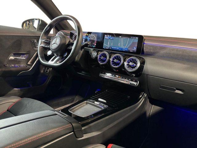 MERCEDES-BENZ CLA 35 AMG 4Matic AMG Line Premium