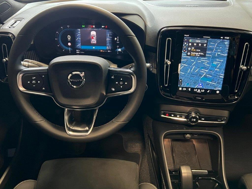 Volvo XC40 2.0 b4 Hybrid Ultra Dark 197cv