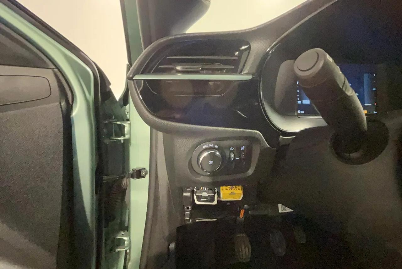 Opel Corsa 1.2 100 CV YES