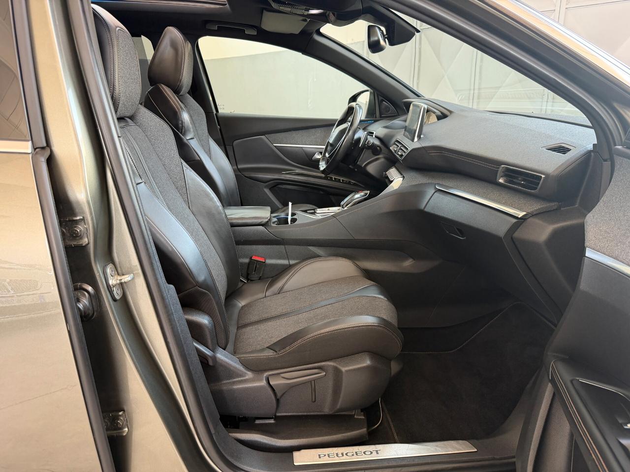 Peugeot 5008 BlueHDi 120 S&S EAT6 GT Line