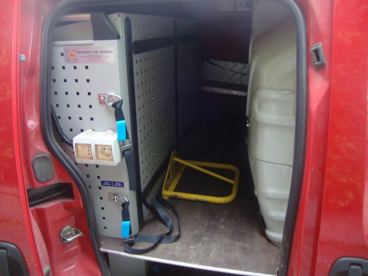 Fiat Fiorino 1.3 MJT 95CV Cargo