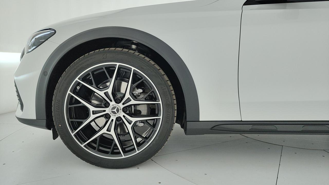 Mercedes-Benz E 220 d 4MATIC All Terrain