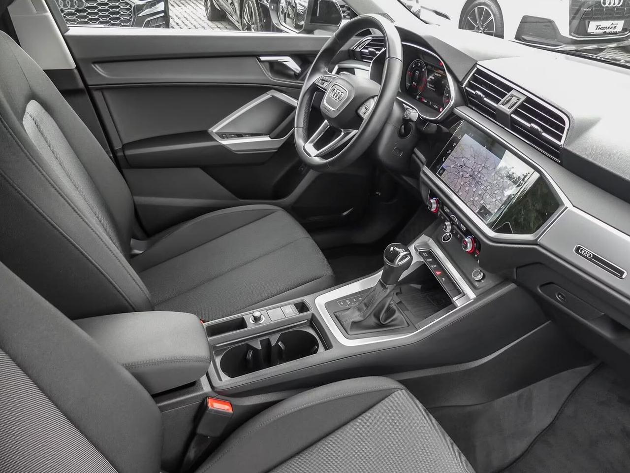 Audi Q3 35 TDI S tronic Business Advanced 150cv