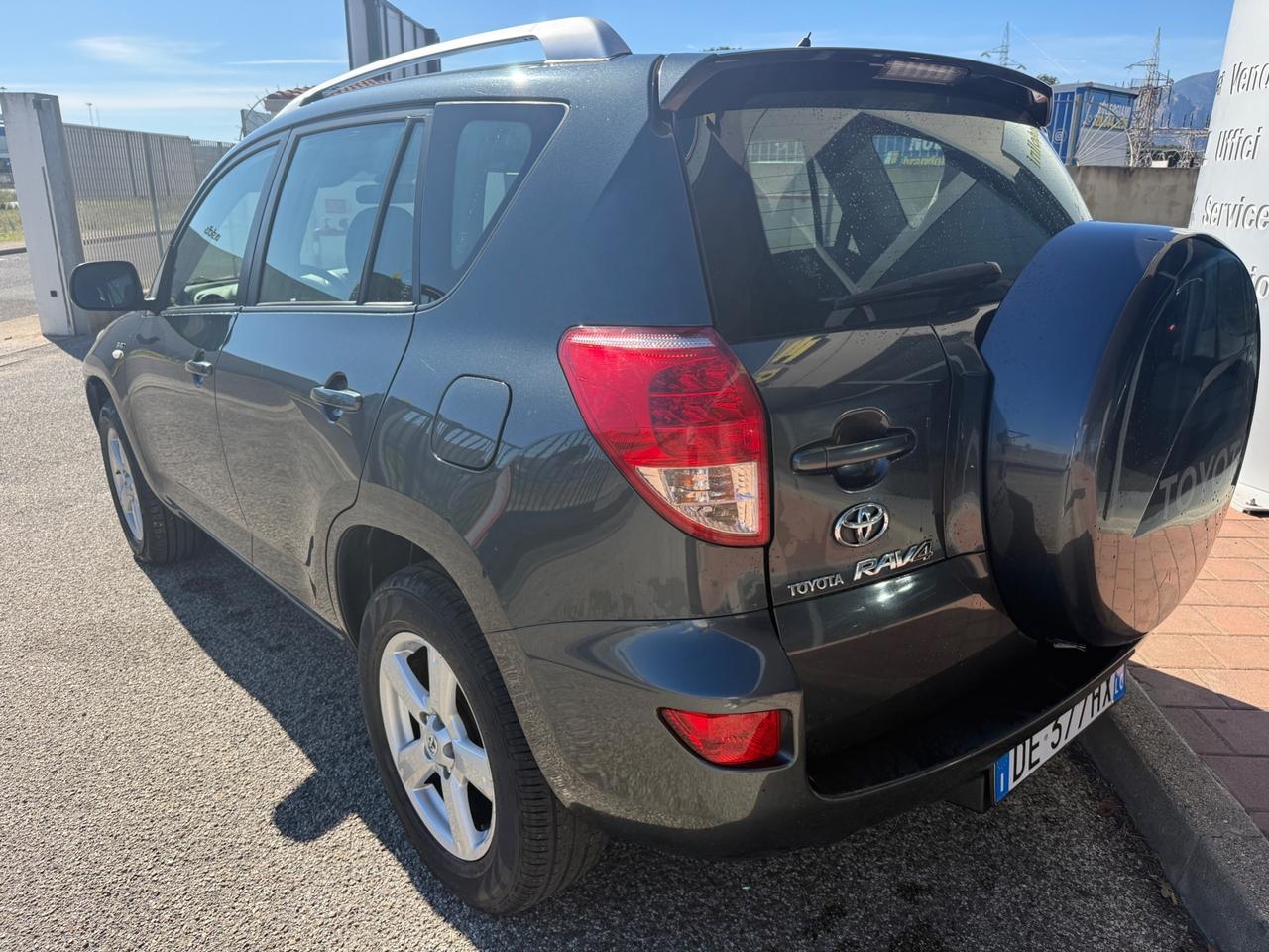 Toyota RAV 4 RAV4 2.2 D-4D 136 CV Sol my06"