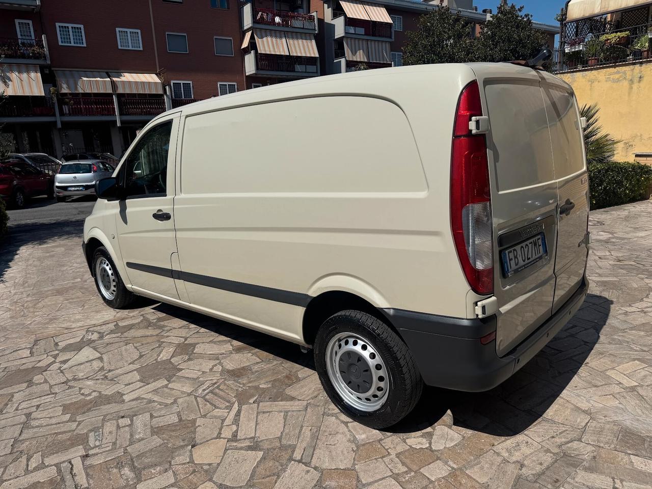 MERCEDES VITO 113 CDI AUTOMATICO BI-XENO PARKTRONIC UNIPROPRIETARIO IVA