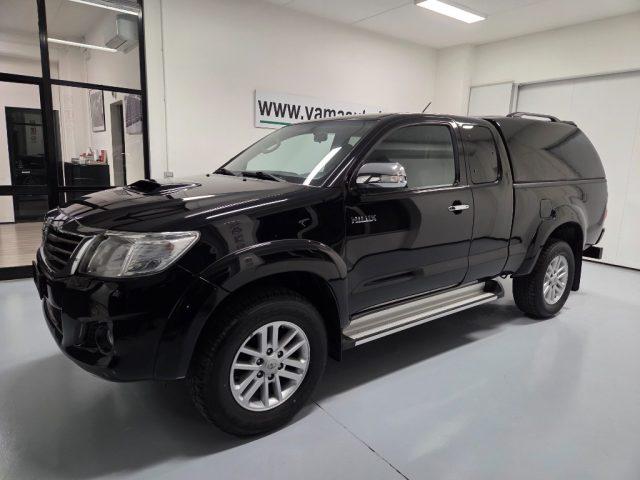 TOYOTA Hilux D-4D 4WD EXTRA CAB MANUALE