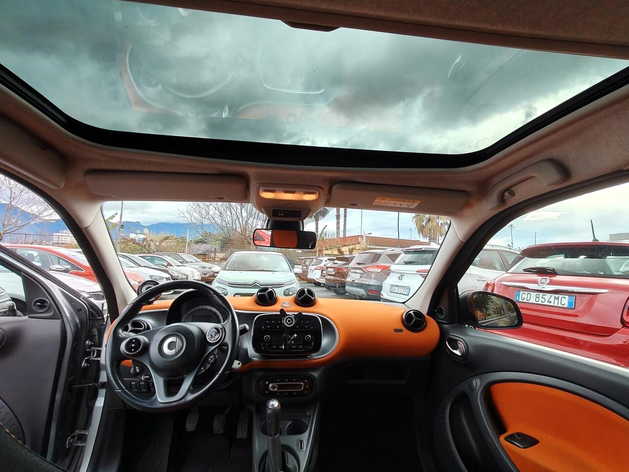 Smart Forfour Bi-Color Tetto SUPERFASHION 70 1.0 Youngster