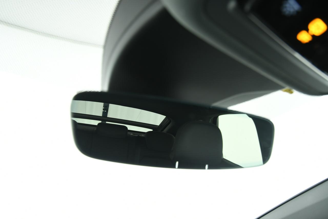 AUDI Q4 Sportback e-tron 40 CAMERA+ACC+APP CONNECT