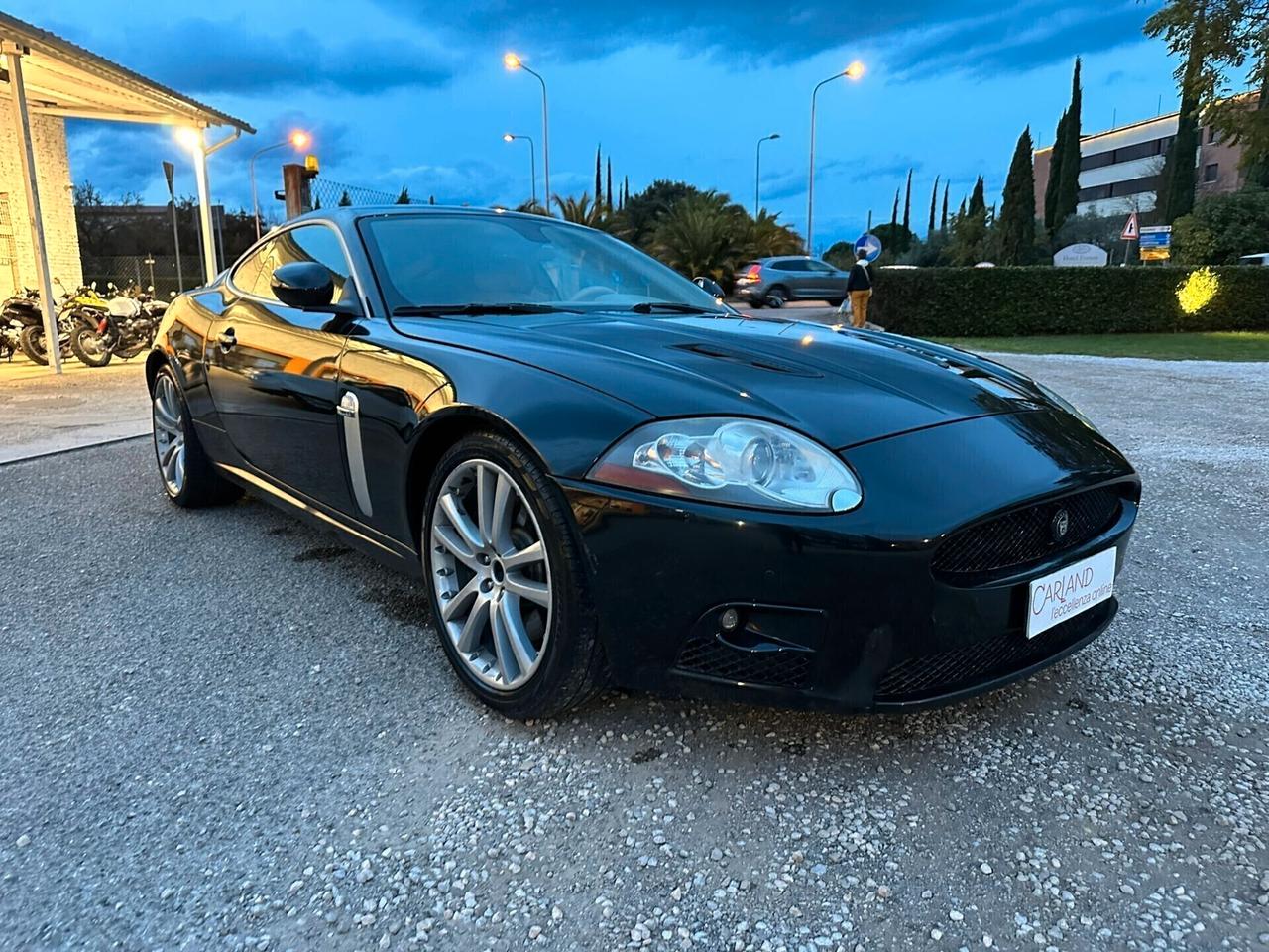 Jaguar XKR 4.2 V8 Portfolio Coupé