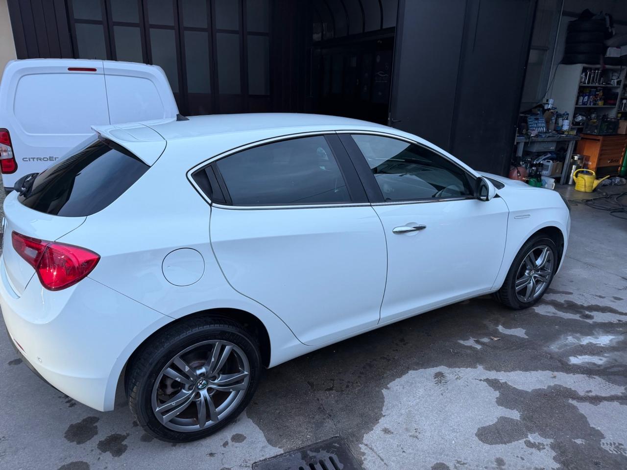 Alfa Romeo Giulietta 1.4 Turbo 120 CV GPL Progression