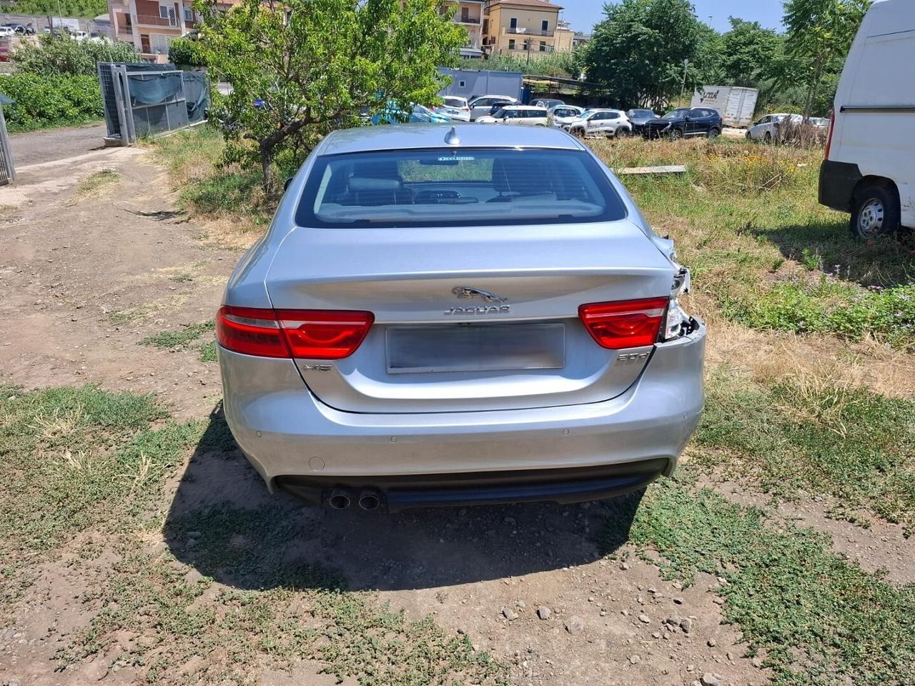 JAGUAR XE 2.0 D TURBO SINISTRATA MARCIANTE