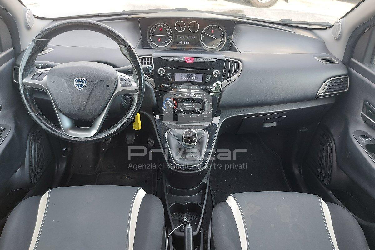 LANCIA Ypsilon 0.9 TwinAir 85 CV 5 porte Metano Ecochic Elefantino