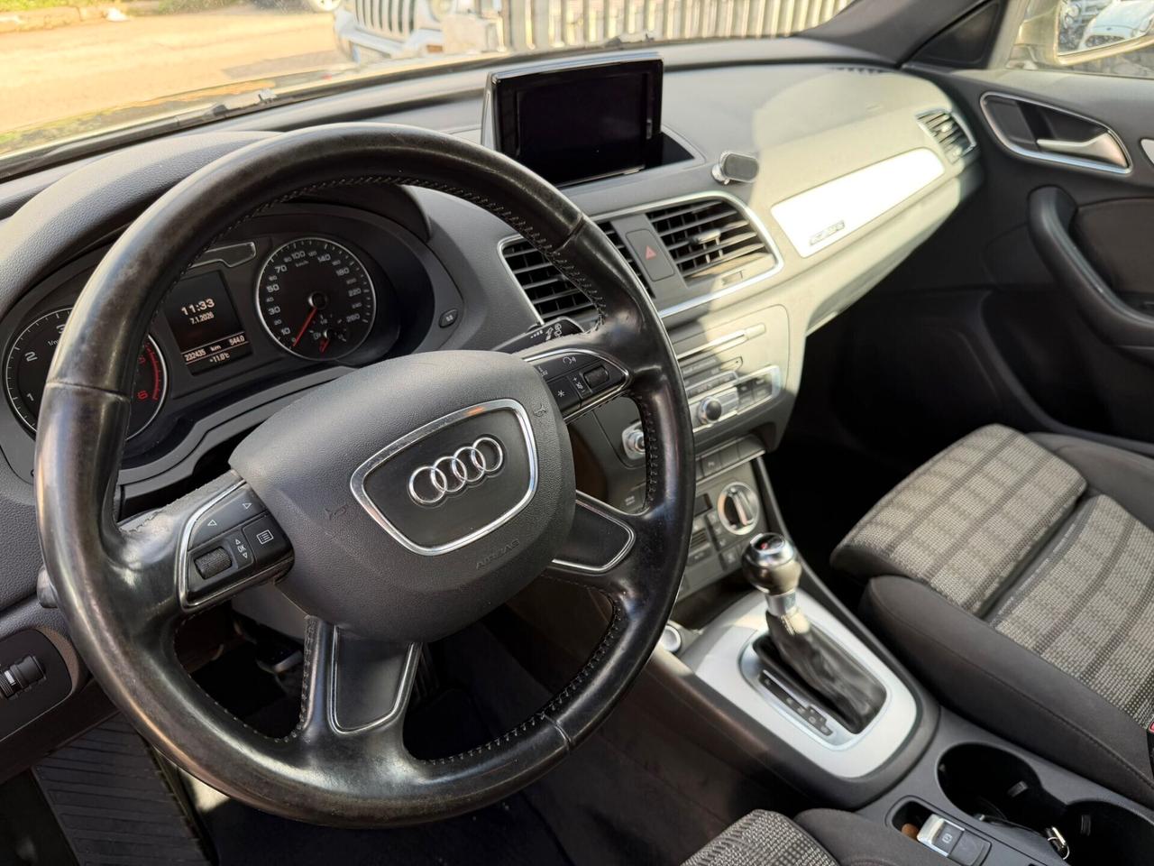 Audi Q3 2.0 TDI 150 CV quattro S tronic line Edition