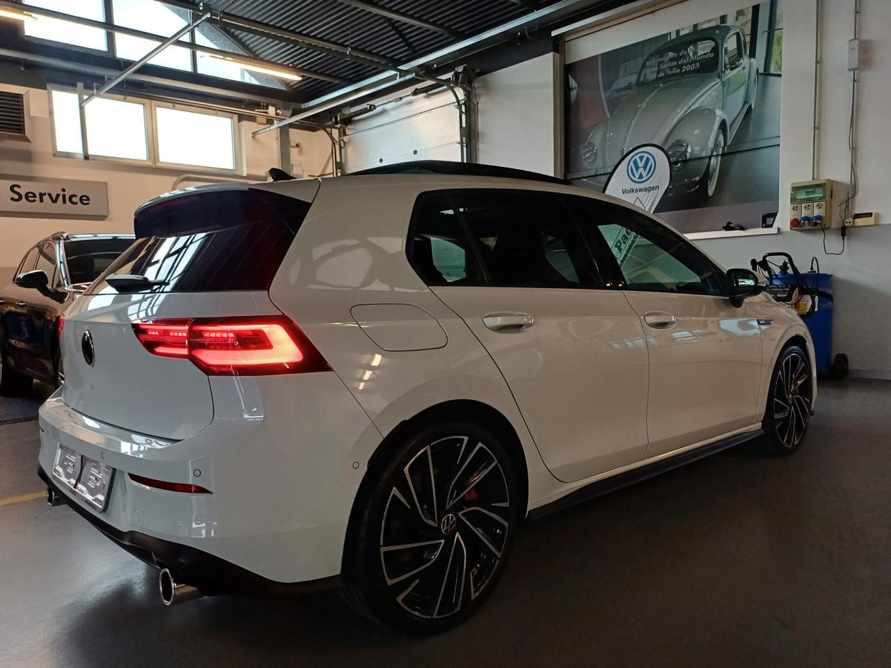 Volkswagen Golf GTI 2.0 TSI DSG 245cv Performance