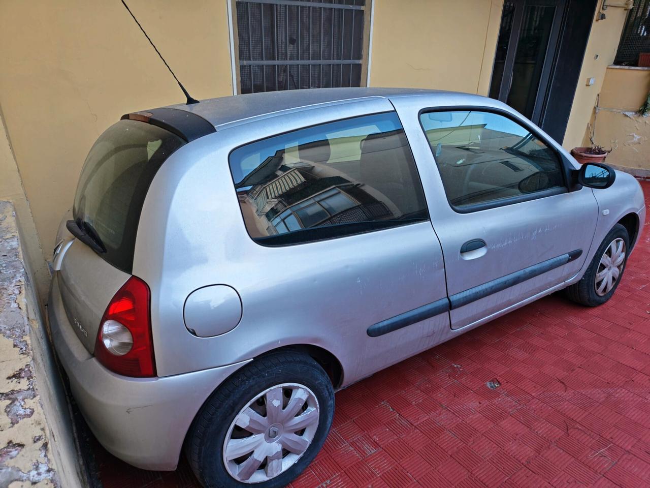 Renault Clio Storia 1.2 3 porte GPL Confort