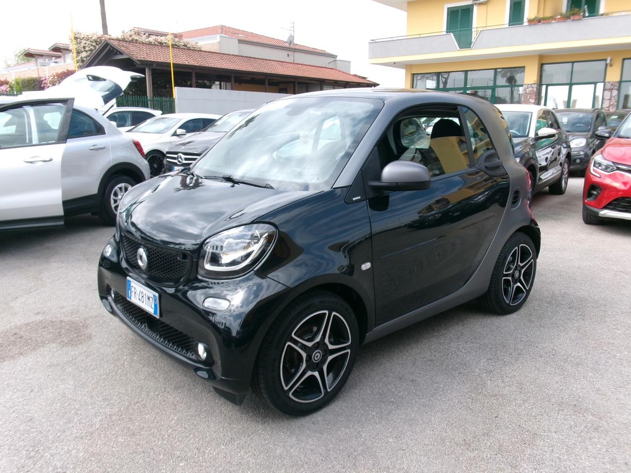 Smart ForTwo 0.9 TURBO 90CV MY 18 TWINAMIC AUTOMATICA *NAVIGATORE*
