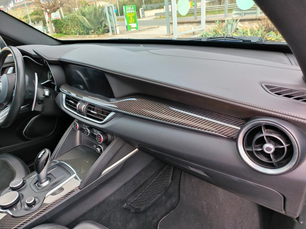 Alfa Romeo Stelvio 2.9 Bi-Turbo V6 510 CV AT8 Quadrifoglio