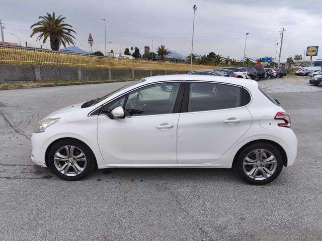 PEUGEOT 208 1° serie 1.6 e-HDi 92 CV Stop&Start 5 porte Allure