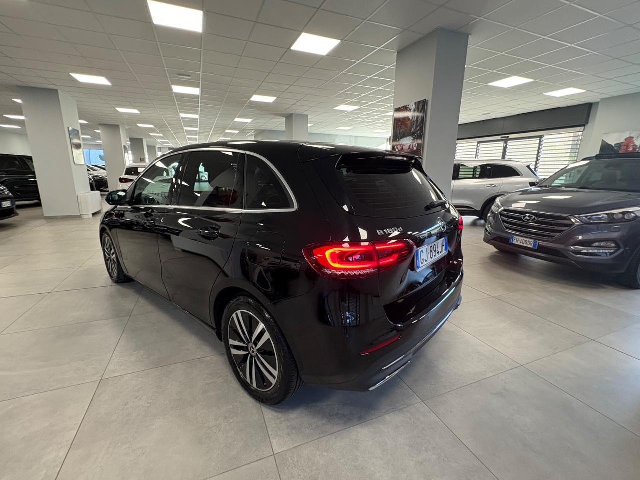 MercedesB 180 Sport 2.0 TDi 116cv 2022 km 71000