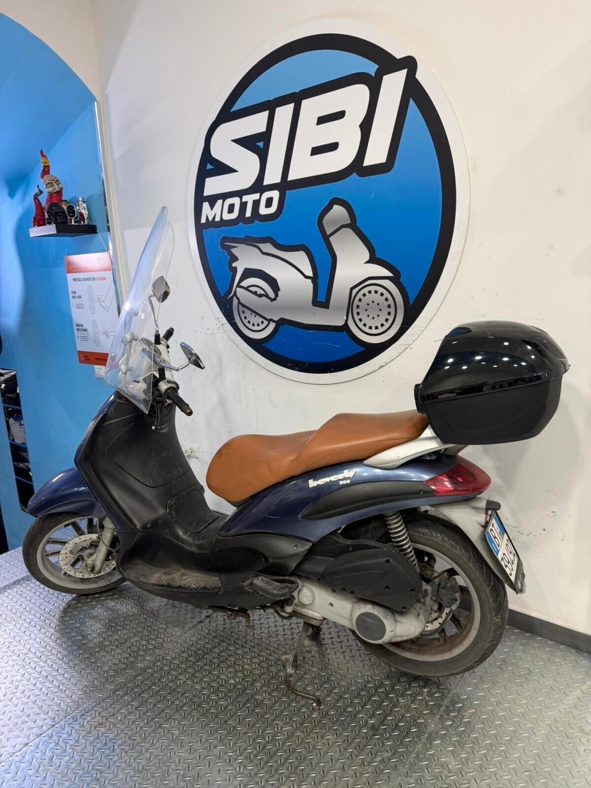 Piaggio Beverly 200