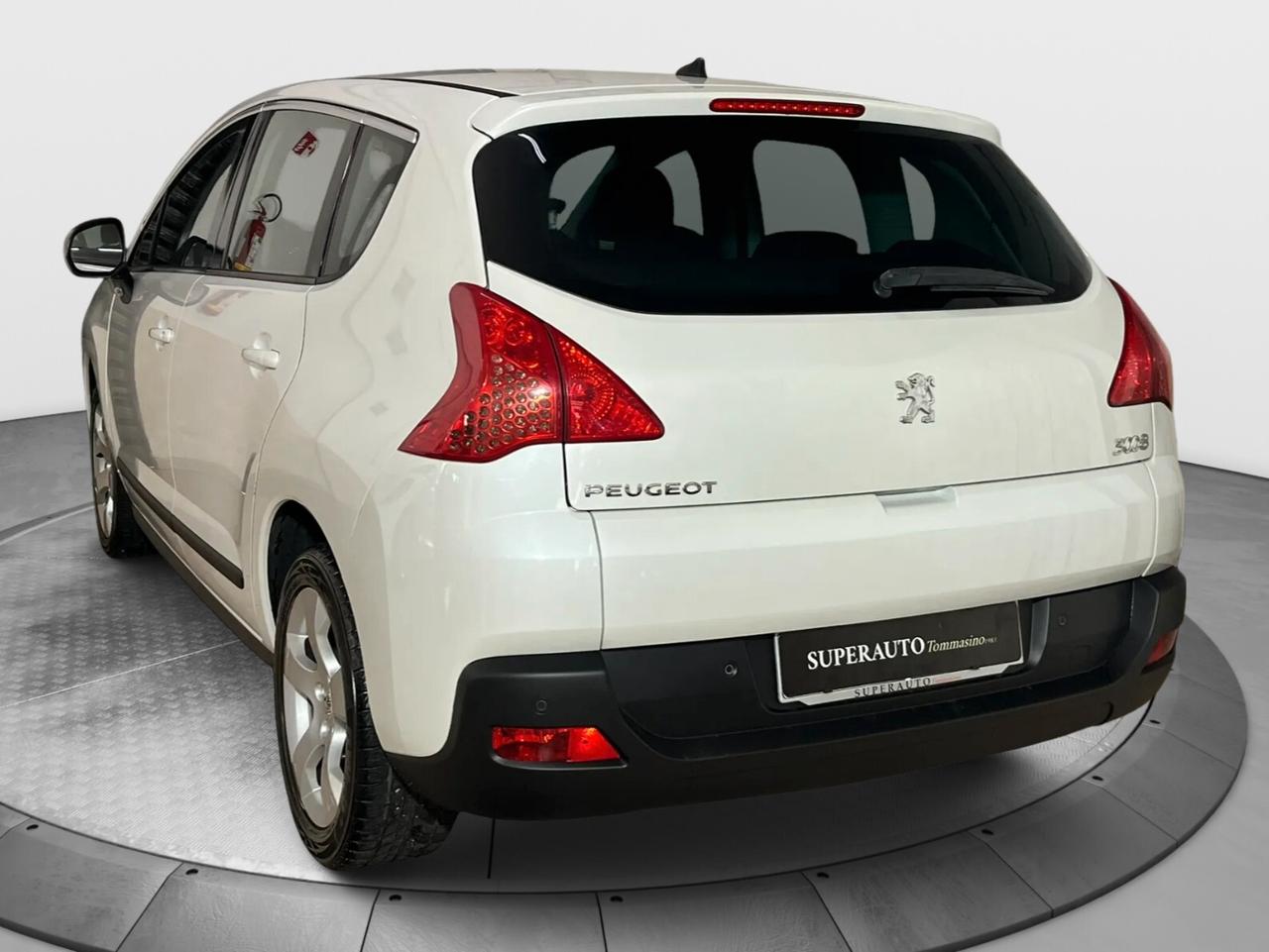 Peugeot 3008 1.6 HDi 112CV cambio automatico Business