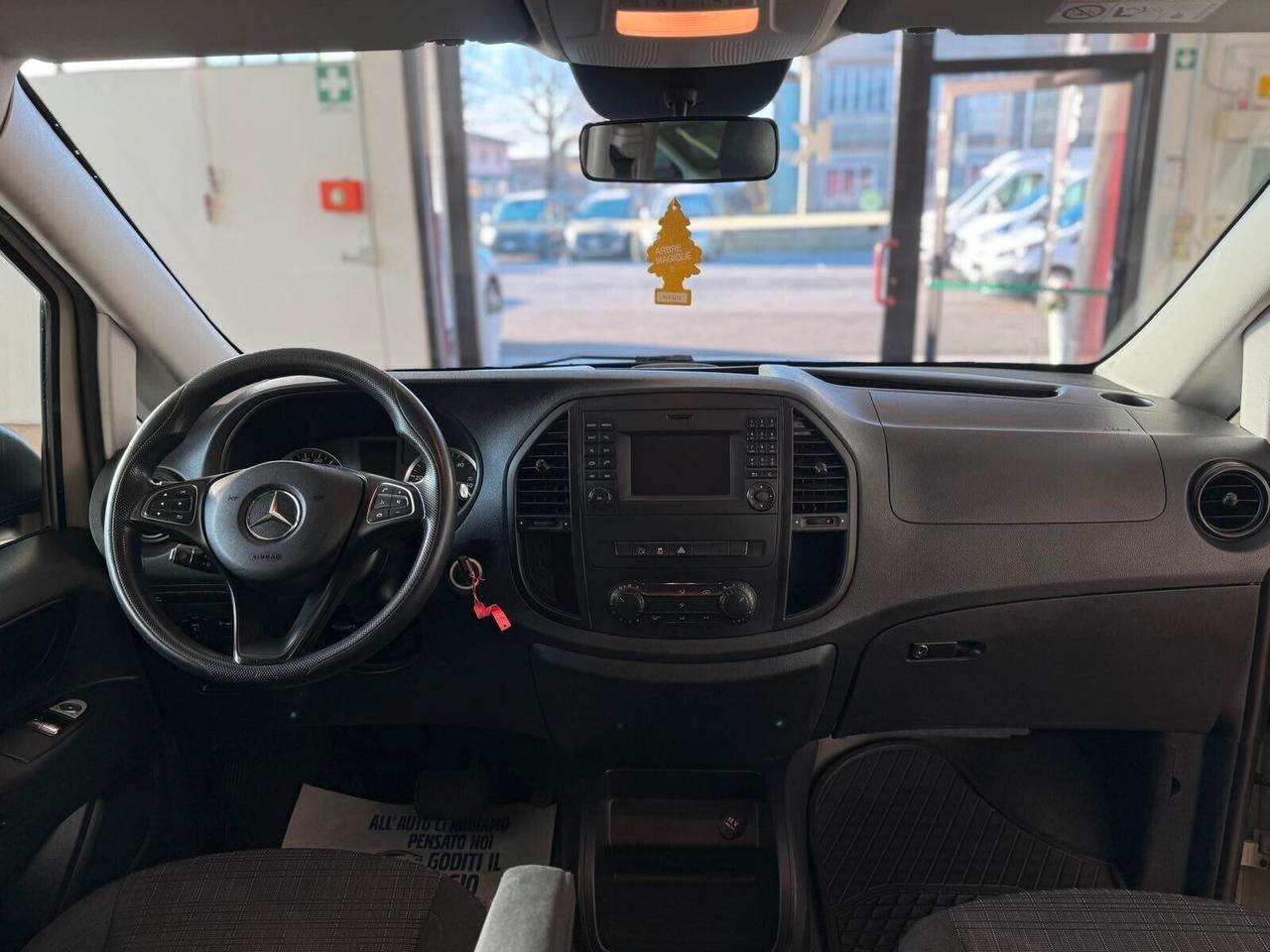 Mercedes Benz vito114CDI AUTOMATICO 5 POSTI AUTOCARRO lungo