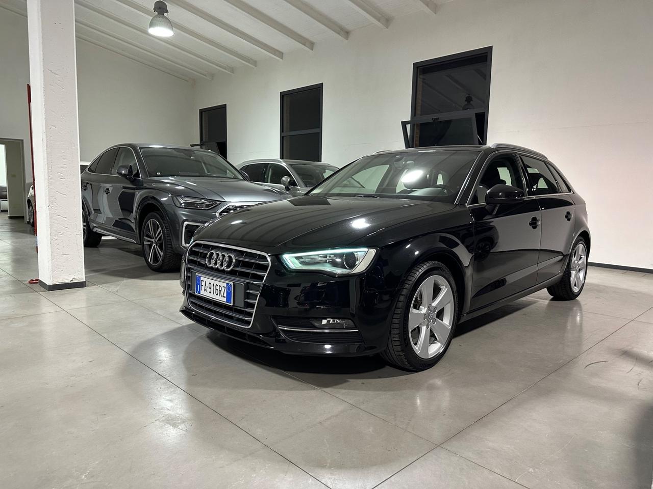 Audi A3 SPB 1.6 TDI clean diesel Ambiente