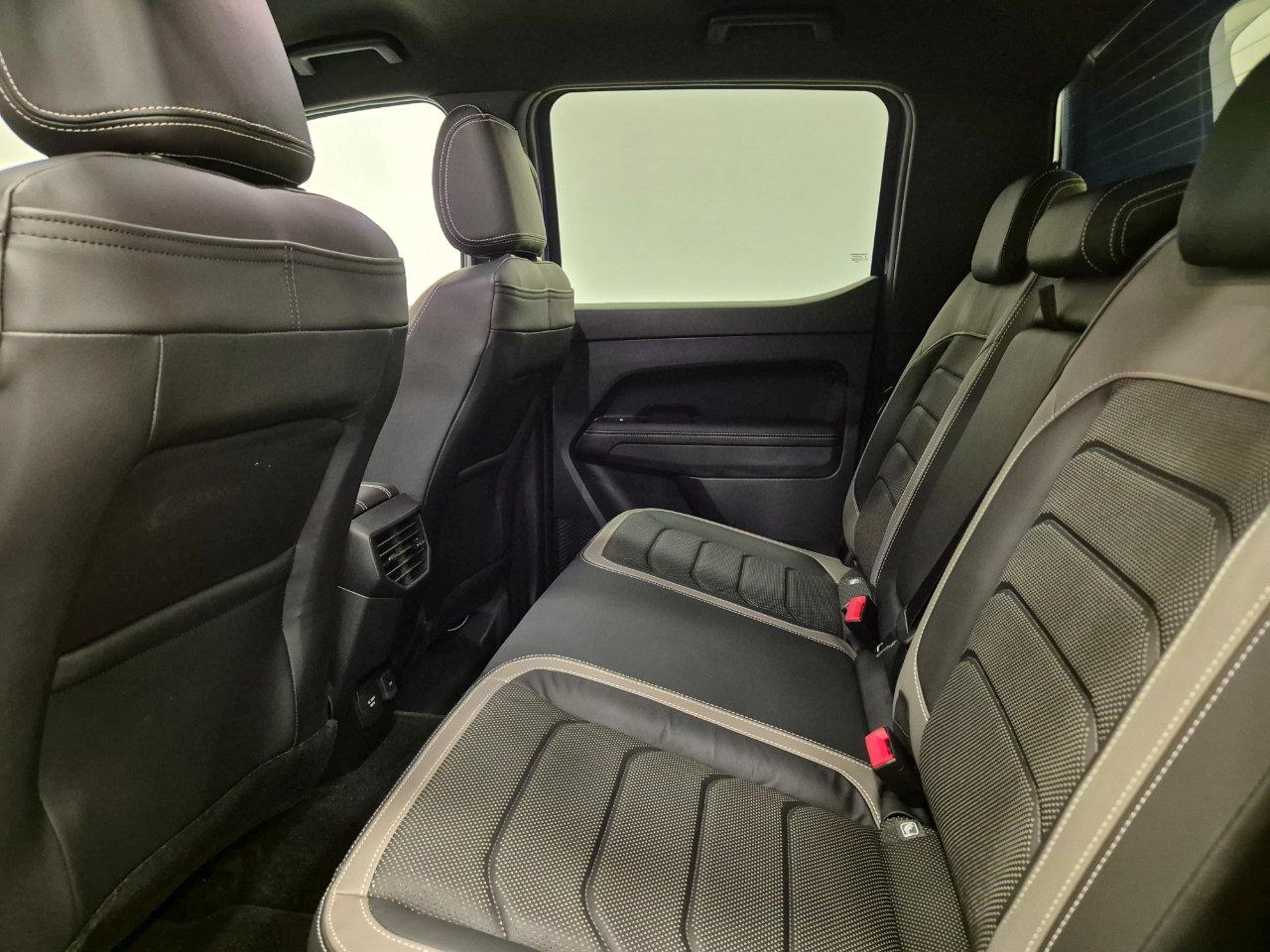 Volkswagen Amarok 3.0 tdi V6 Aventura 4motion auto N1 - NUOVO!!! - cam 360 - eRollo
