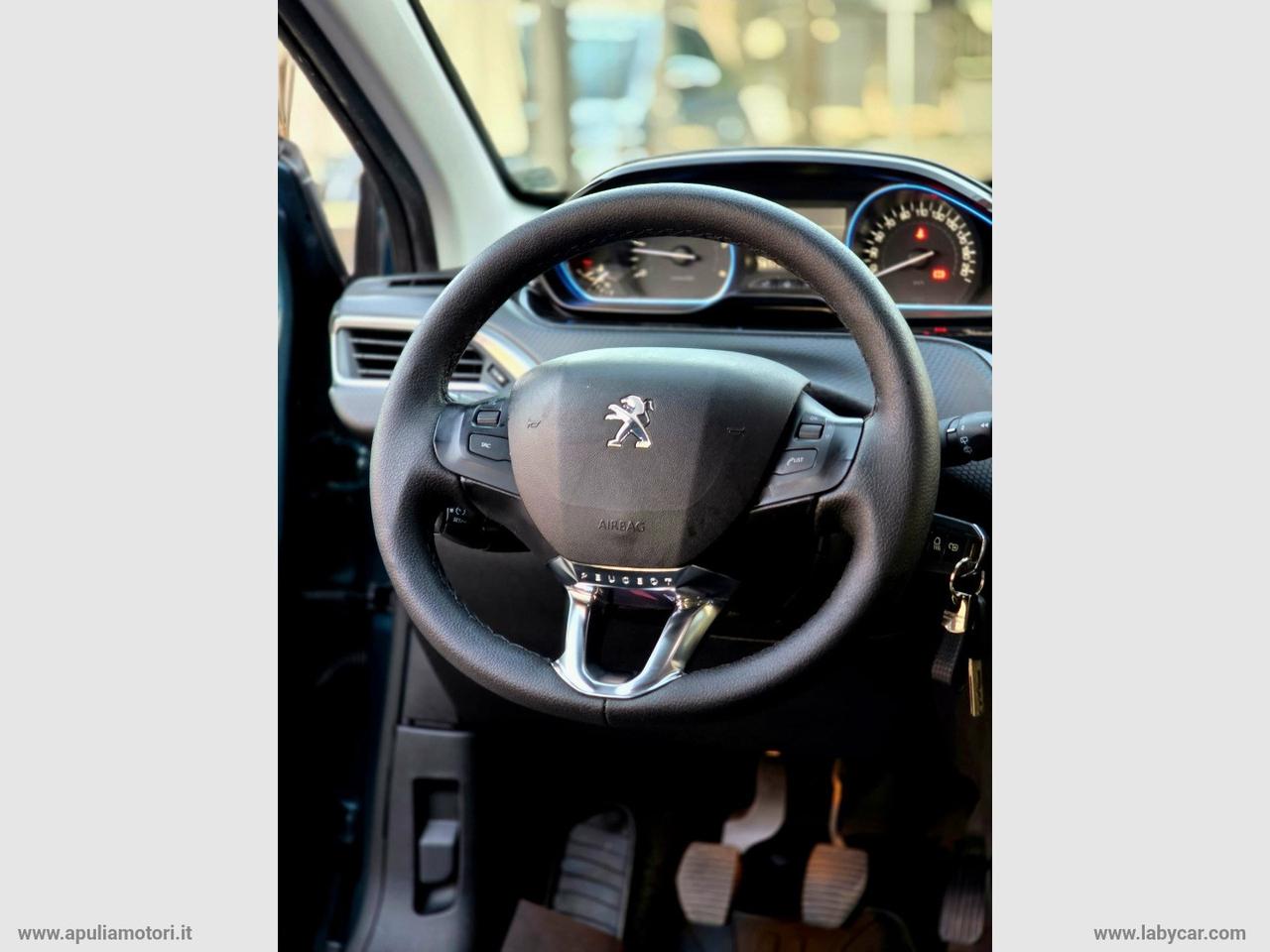 PEUGEOT 2008 BlueHDi 100 S&S Allure