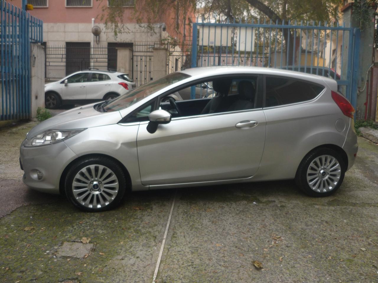 Ford Fiesta Fiesta+ 1.4 TDCi 68CV 3 porte