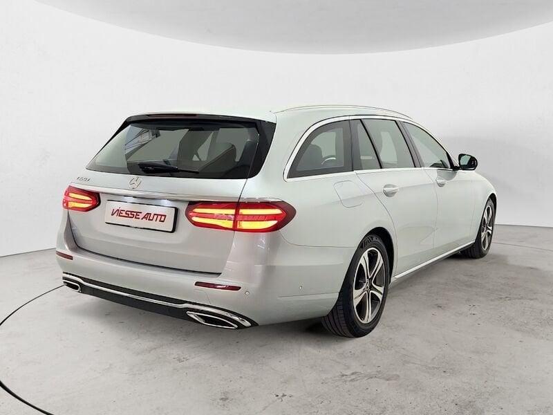 Mercedes-Benz Classe E E220d 4MATIC Auto Sport