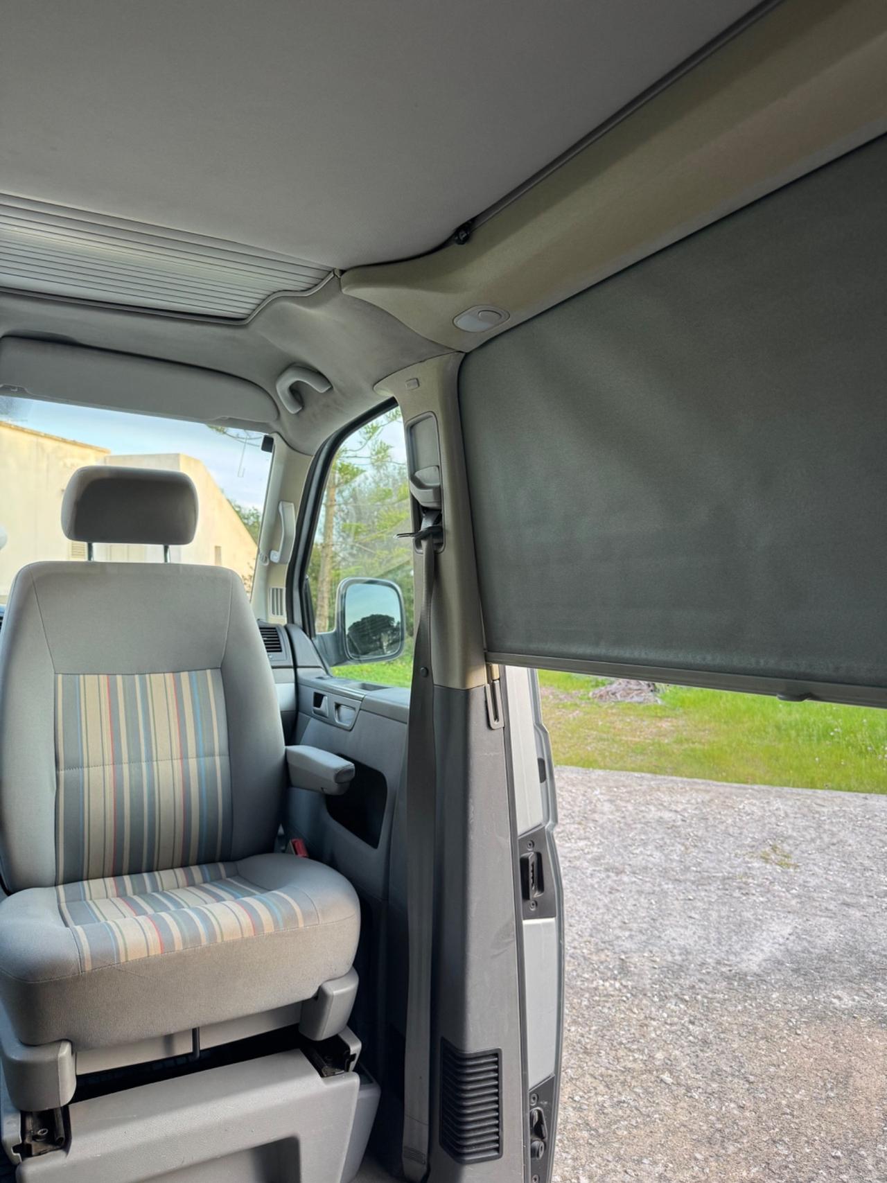 Volkswagen T5 california 2.5TDI 131cv