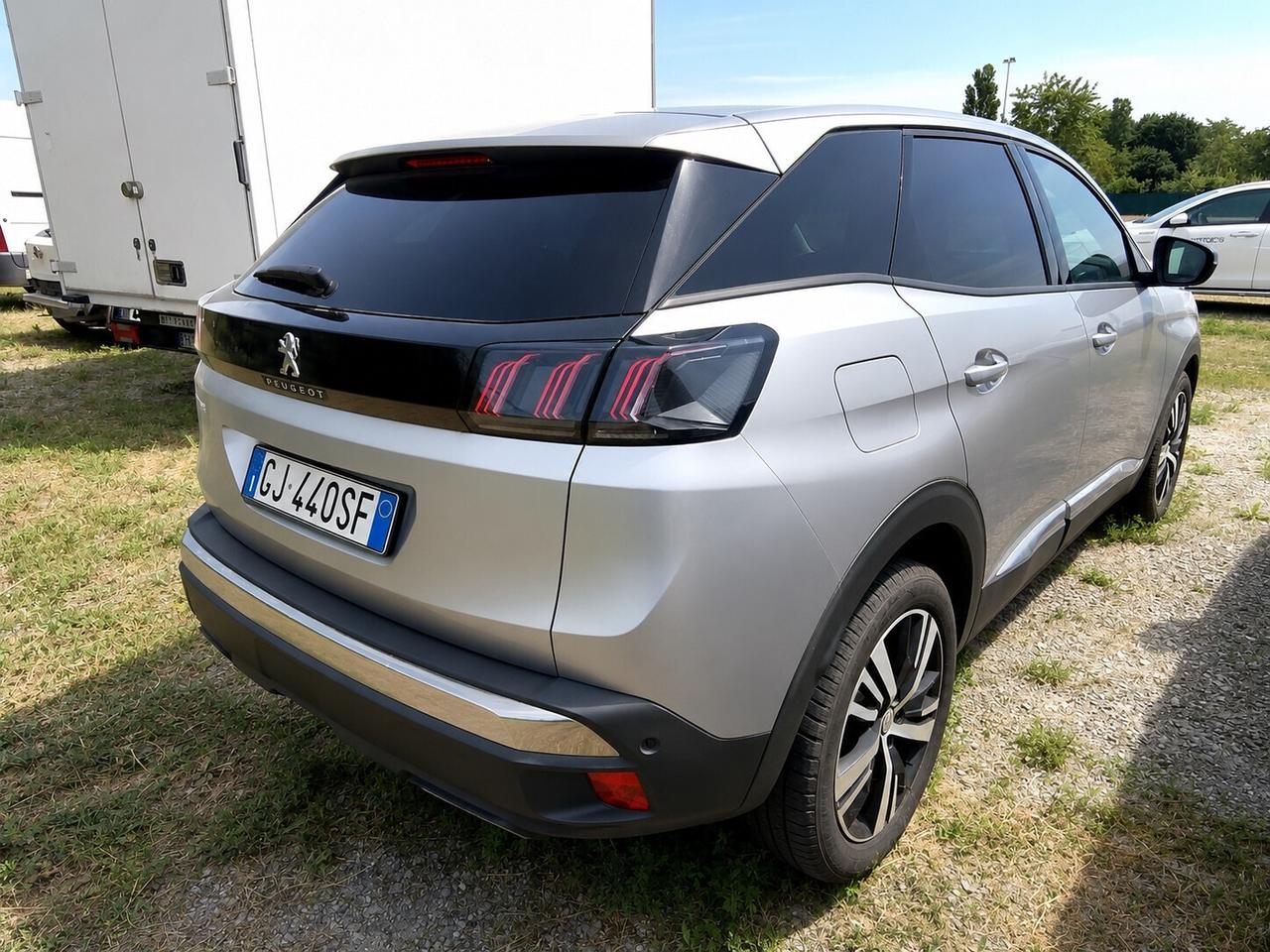 Peugeot 3008 BlueHDi 130 S&S EAT8 Allure