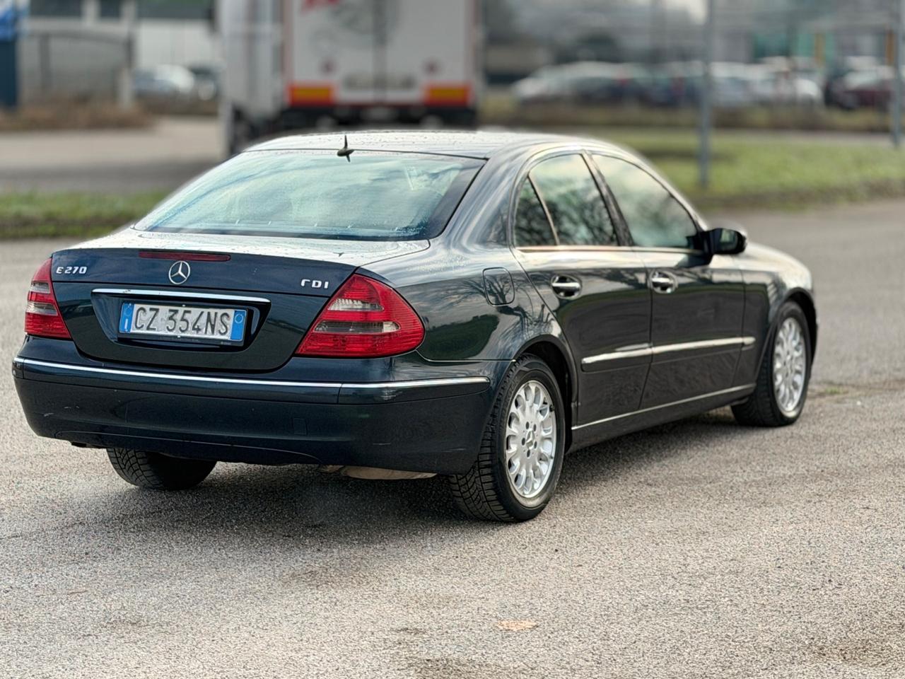 Mercedes E 270 CDI 154 mila km