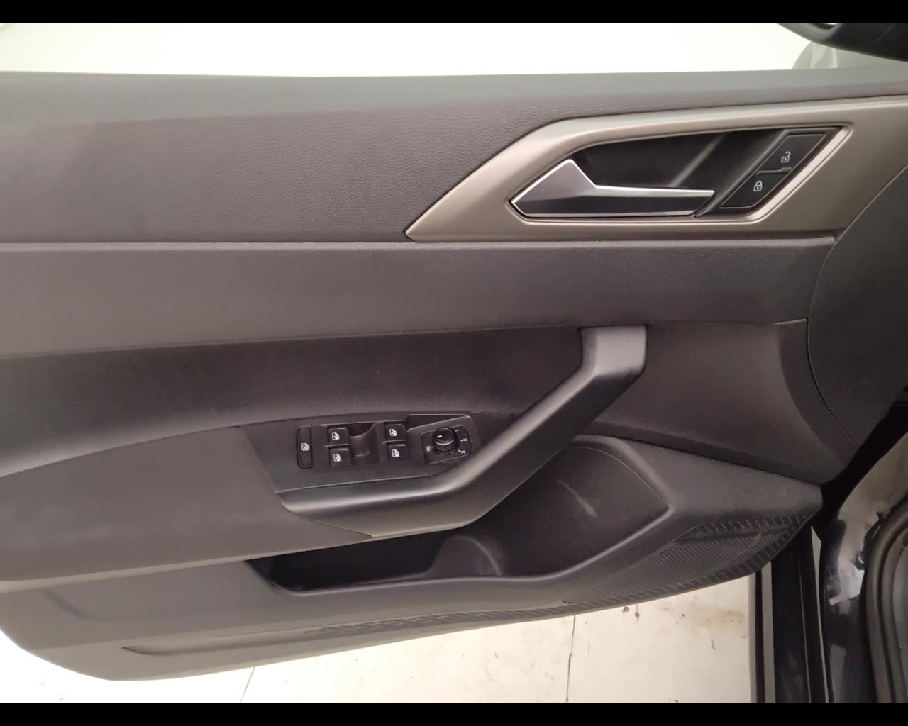 VOLKSWAGEN Polo VI 2017 - Polo 5p 1.0 evo Comfortline 80cv