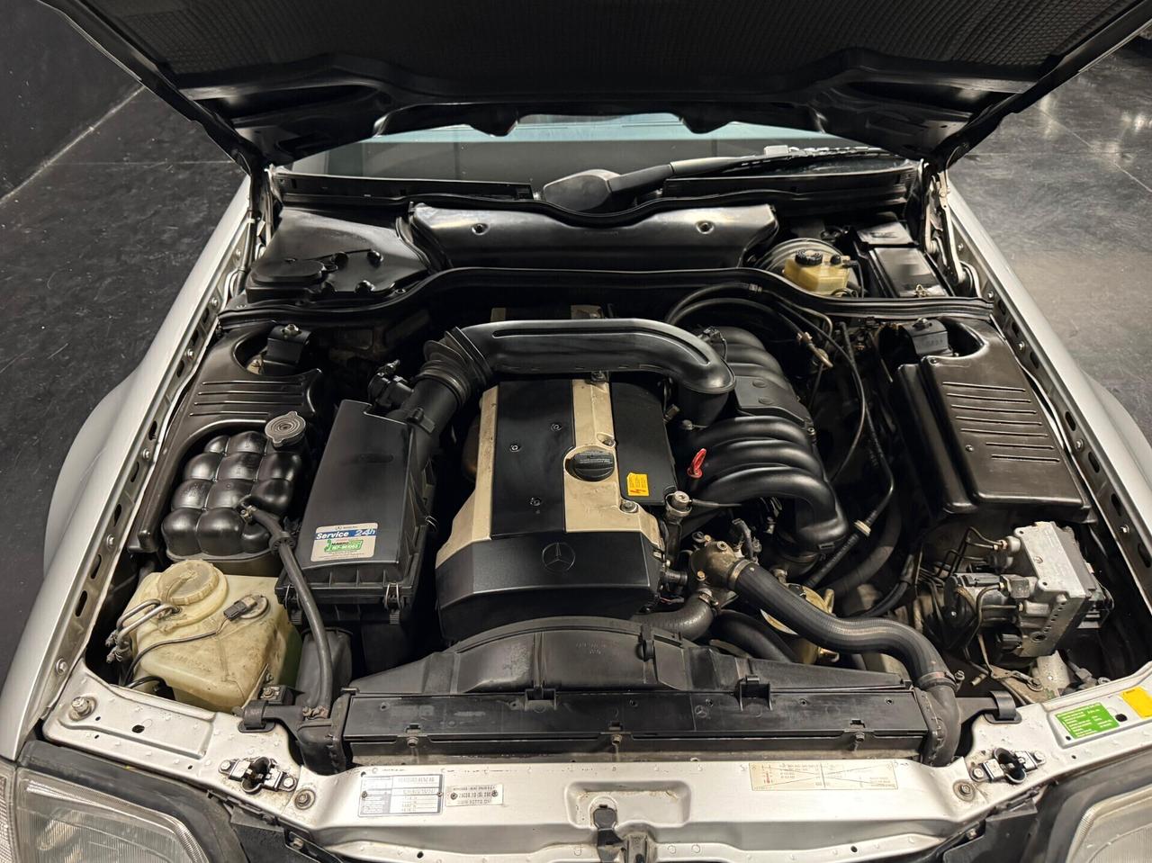 Mercedes SL 280 Targa Oro