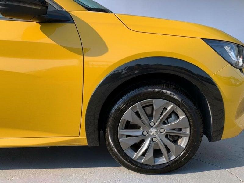 Peugeot e-208 Allure Pack e 136cv