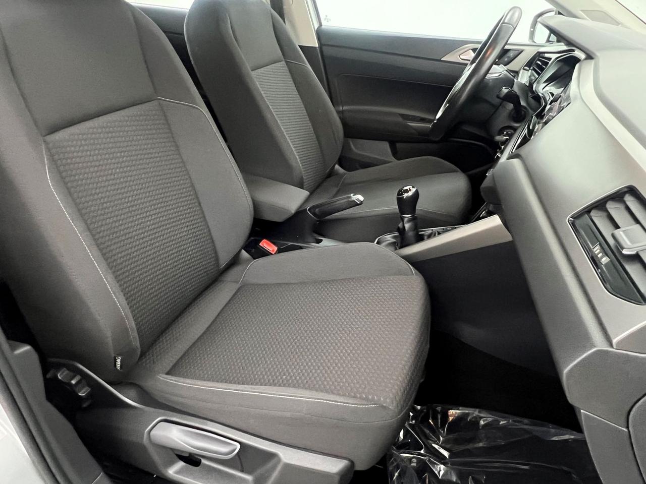 VOLKSWAGEN Polo VI 2017 Polo 5p 1.0 mpi Comfortline 75cv